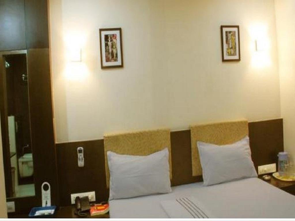 Фото Hotel Royal Landmark