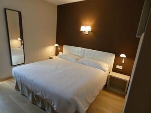 отель Hotel Marina Tossa
