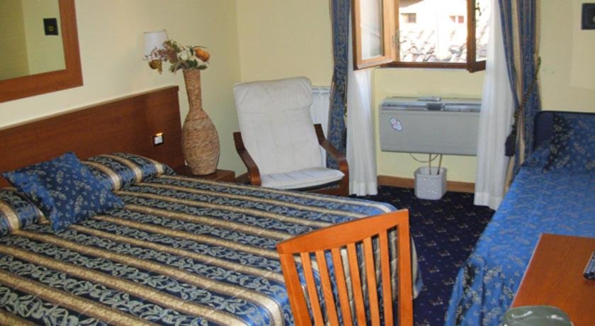 Фото Reginella Suites