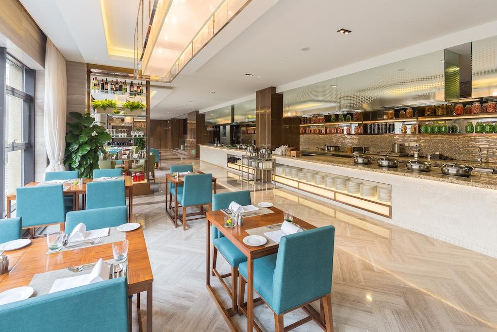 Фото Holiday Inn Shanghai Hongqiao, an Ihg Hotel