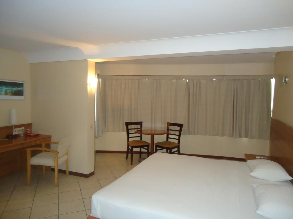Фото Costa Do Mar Hotel