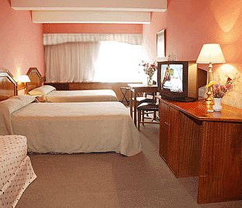 Фото Art Deco Hotel And Suites