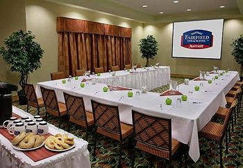 Фото Fairfield Inn & Suites by Marriott Guelph