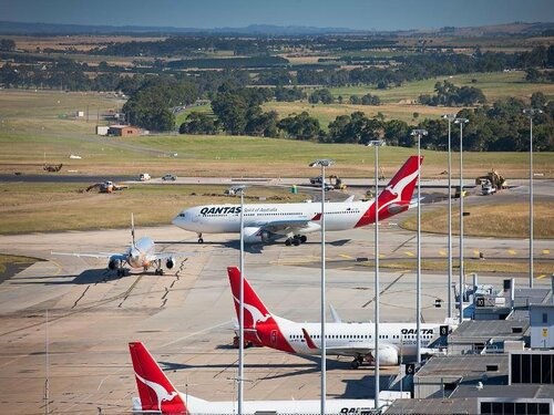 Гостиница Parkroyal Melbourne Airport в Мельбурне