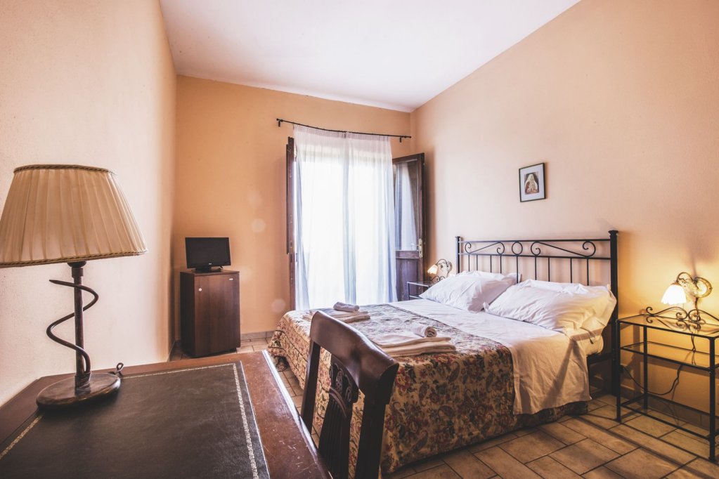 Фото Country Resort Al Poggio dei Papi