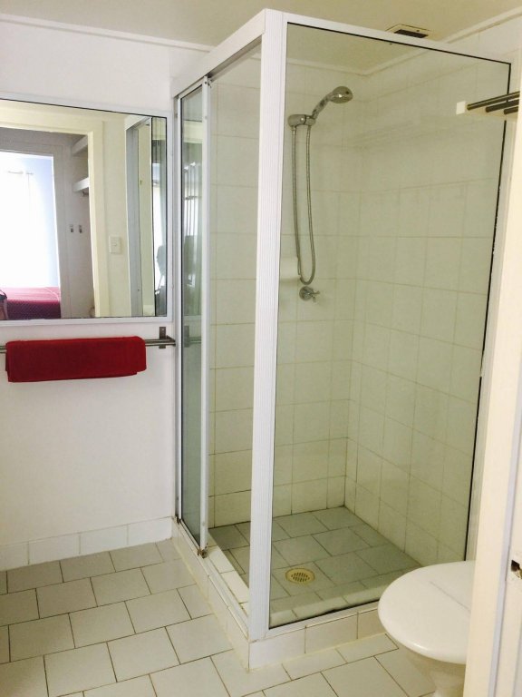 Фото The Vista Bel Air Apartments