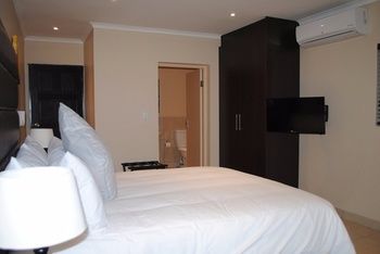 Фото 6 on Morris Guest Lodge