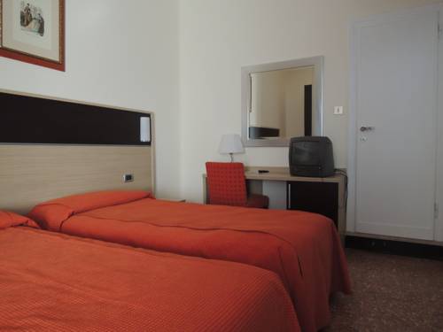 Фото Domus Hotel Adele