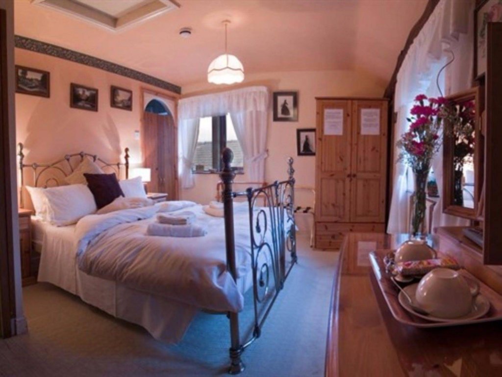 Фото Causeway House B&b