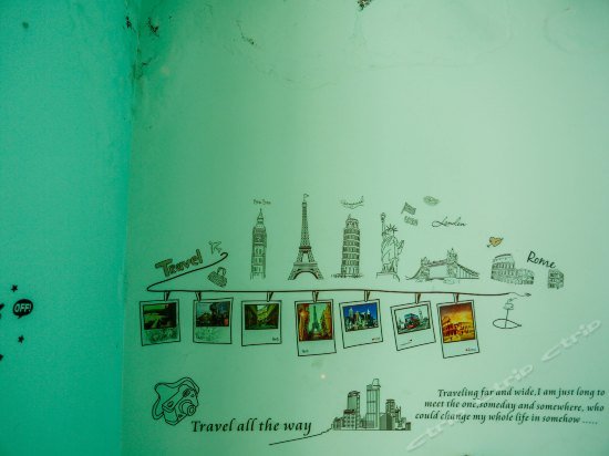 Фото Small Youth Inn