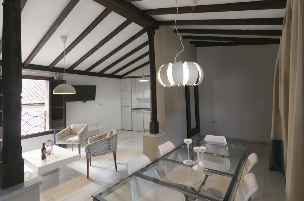 Фото Granada Suites