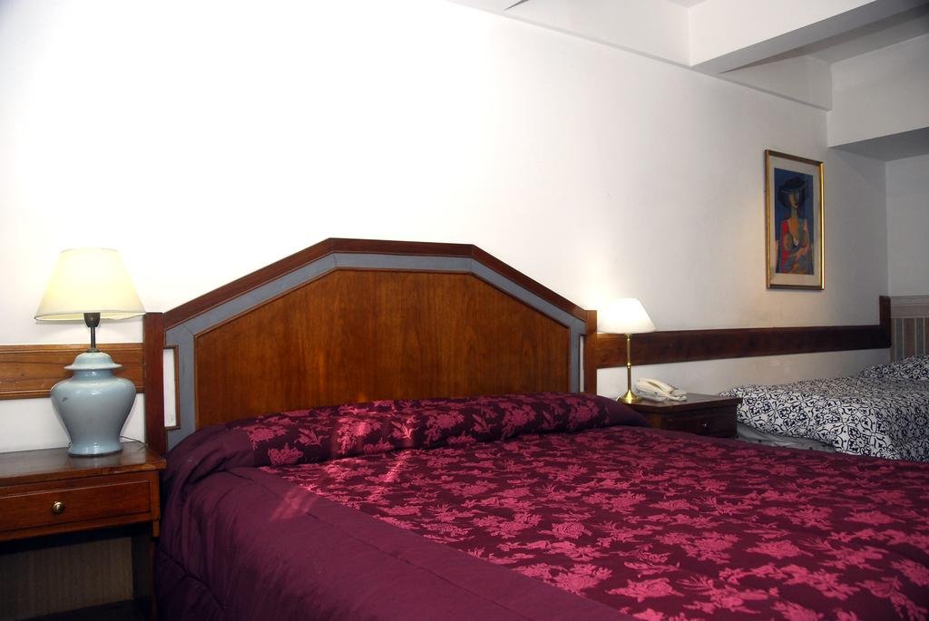 Фото Art Deco Hotel And Suites