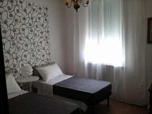 Гостиница L. T. Schneider B&b в Болонье