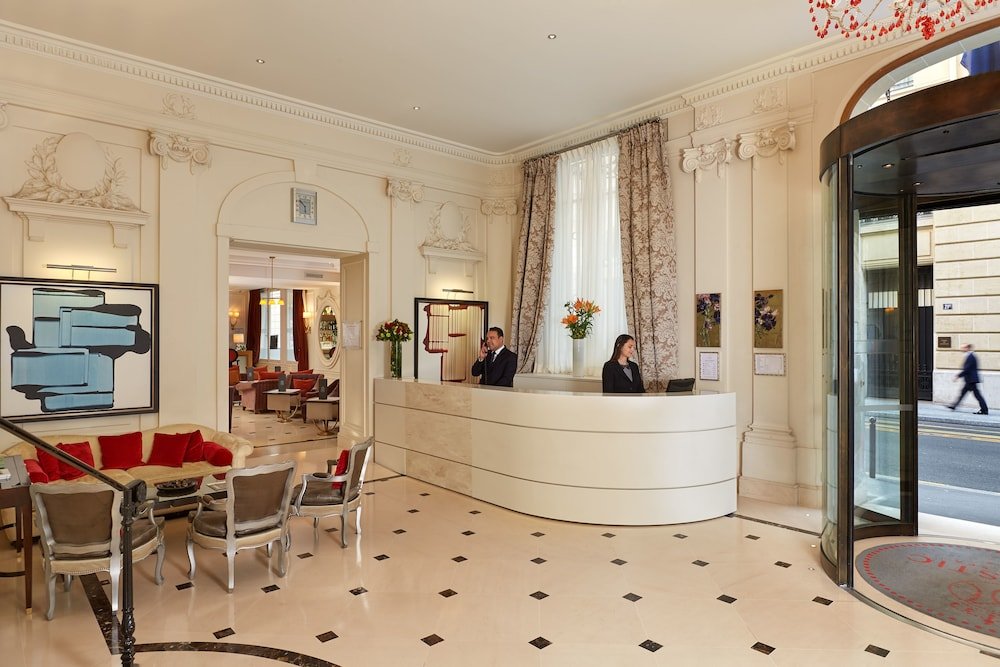 Фото Majestic Apartments Champs Elysées