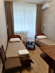 Yug (Kansk, ulitsa 40 let Oktyabrya, 70), hotel