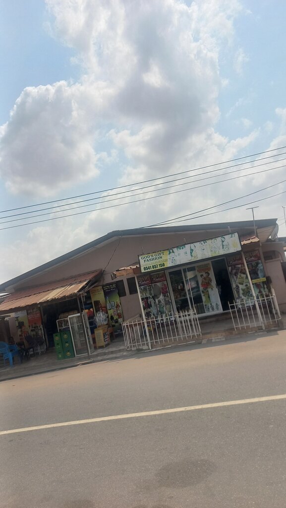 Non-alcoholic beverages Nhyira Na Ema Nipa Ye Odofo, Accra, photo