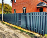 Fence to the house (Moskovskoye Highway, 14А), fences and barriers