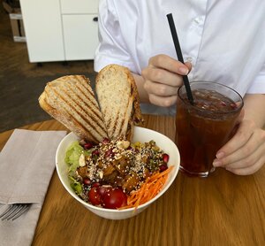 Camon Cafe (Orenburg, 9 January Street, 56) ، cafe