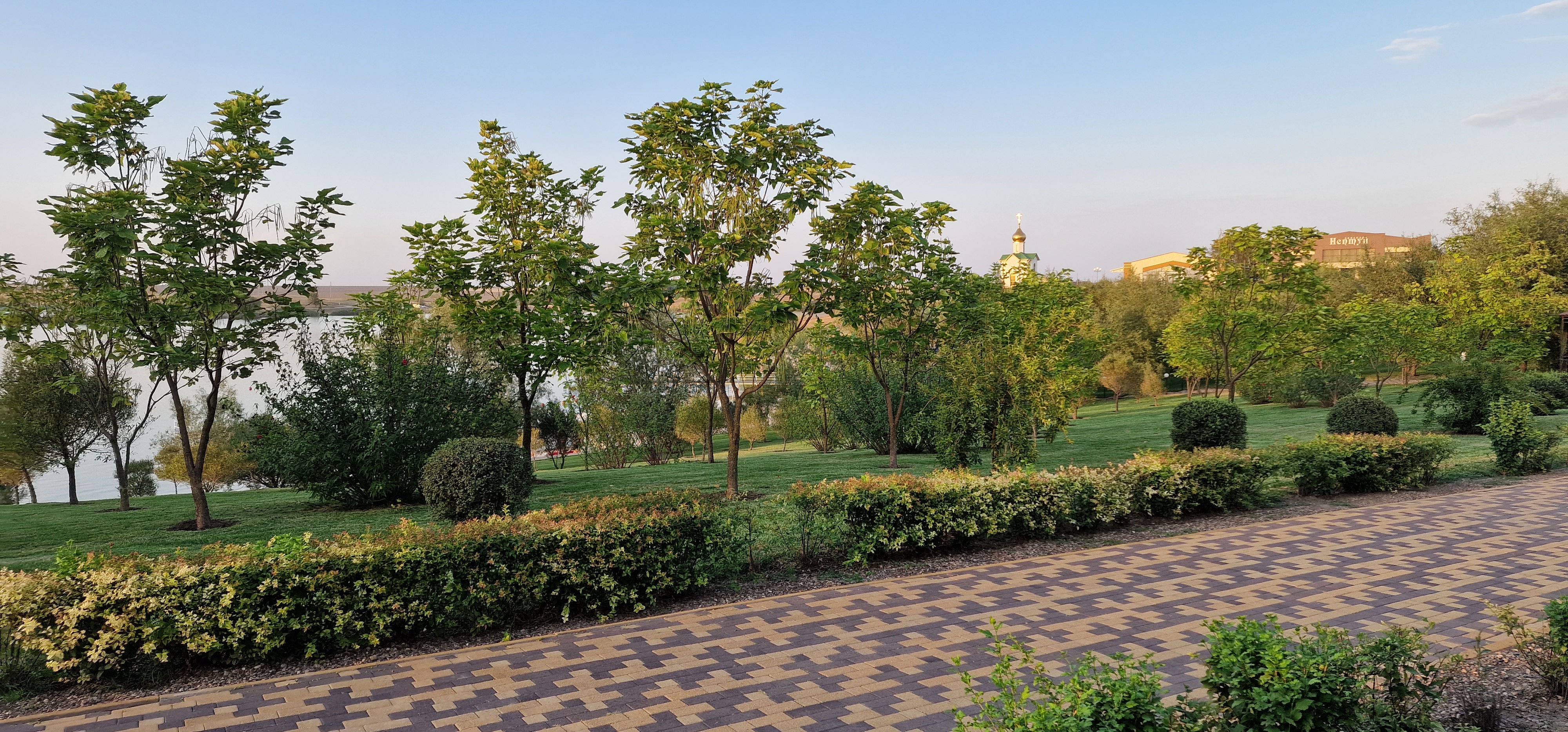 Фото Золотые пески