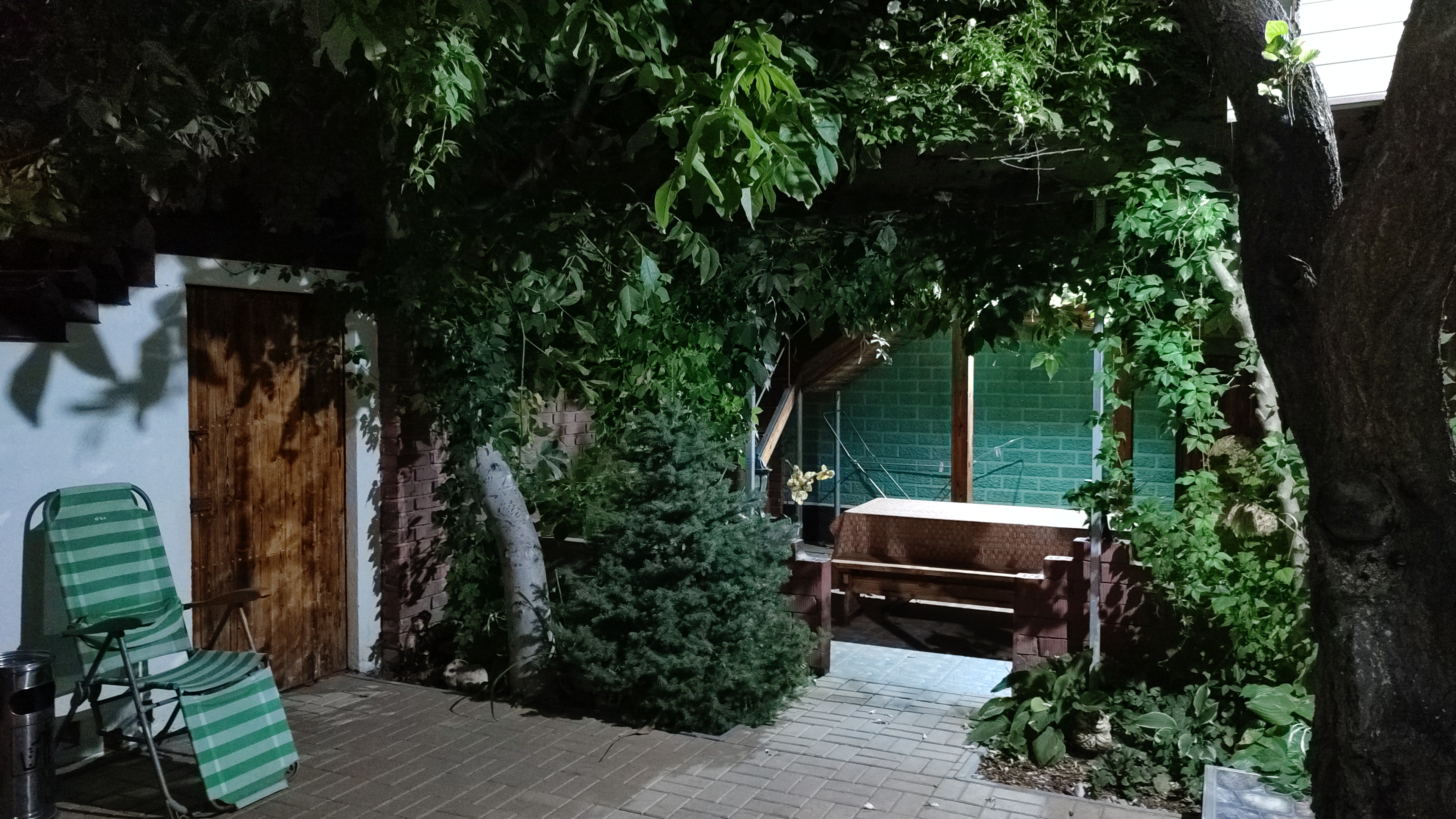 Фото Уютный Дворик