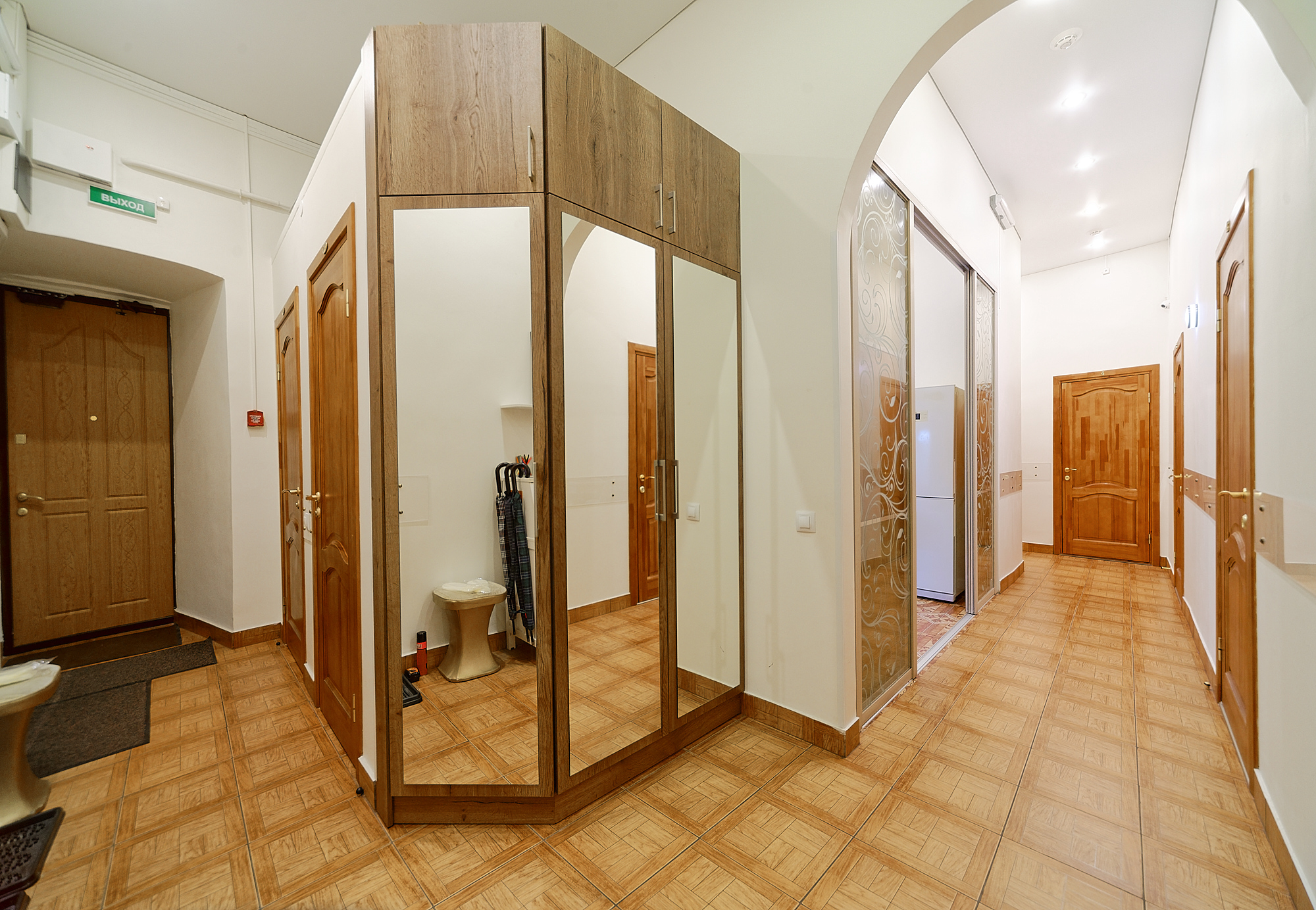 Фото Гостевой дом Светлый у Эрмитажа