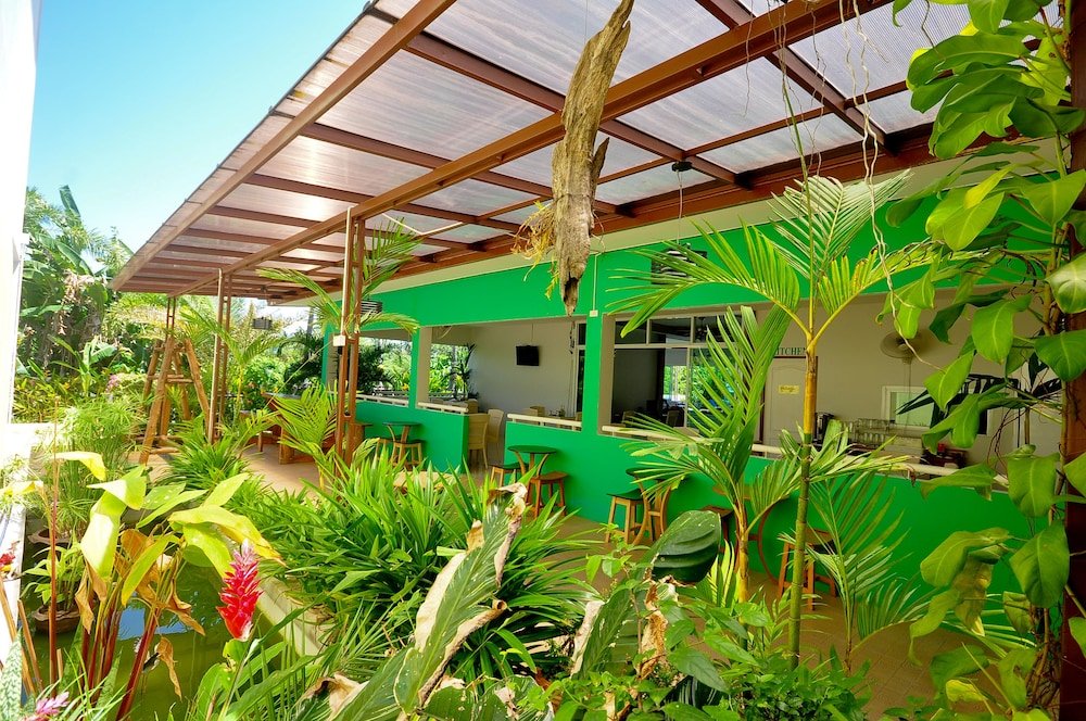 Фото Phuket - Naiyang Sonwa Resort