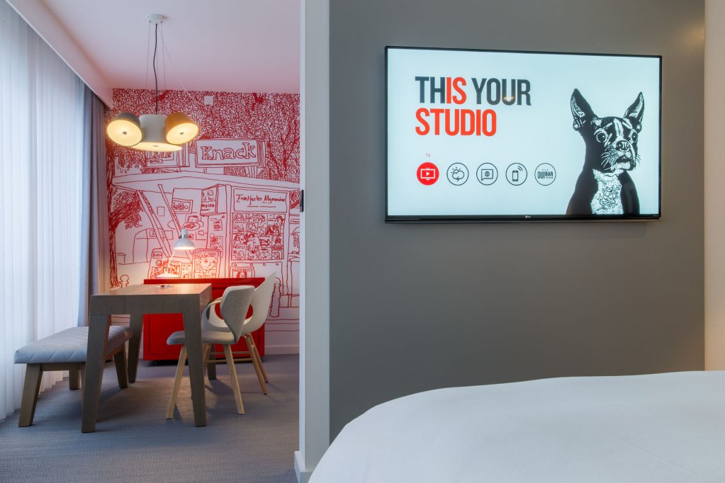 Фото Radisson Red Brussels