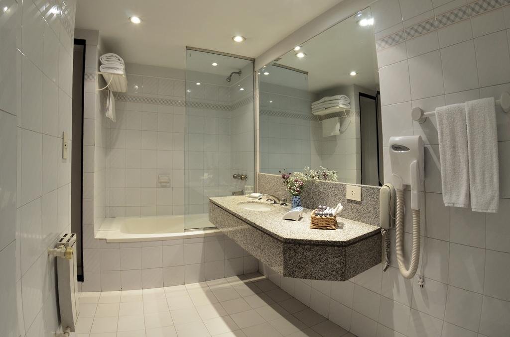 Фото Art Deco Hotel And Suites