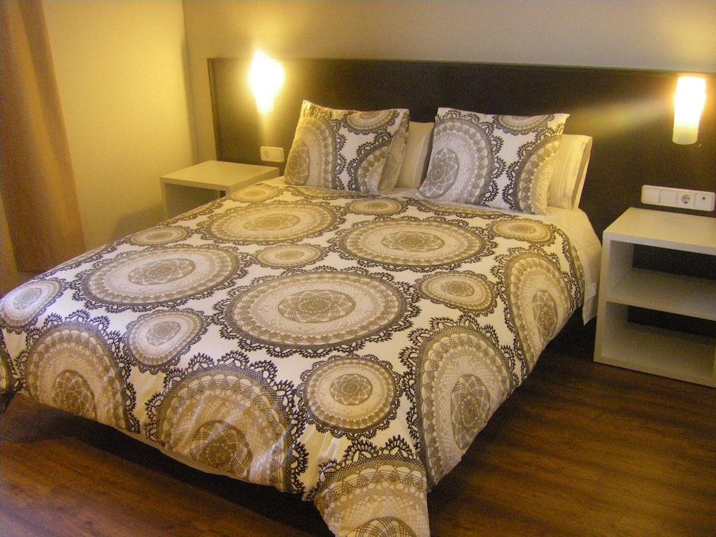 Фото Hostal Bari