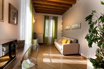 Фото Verona For Rent Casa Verde