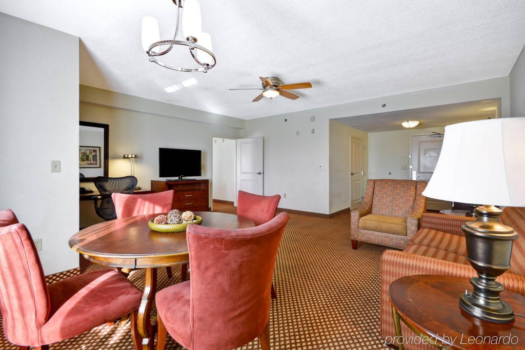 Фото Hilton Garden Inn Tampa/Riverview/Brandon