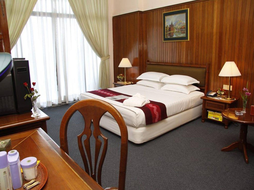 Фото Mya Yeik Nyo Royal Hotel Yangon