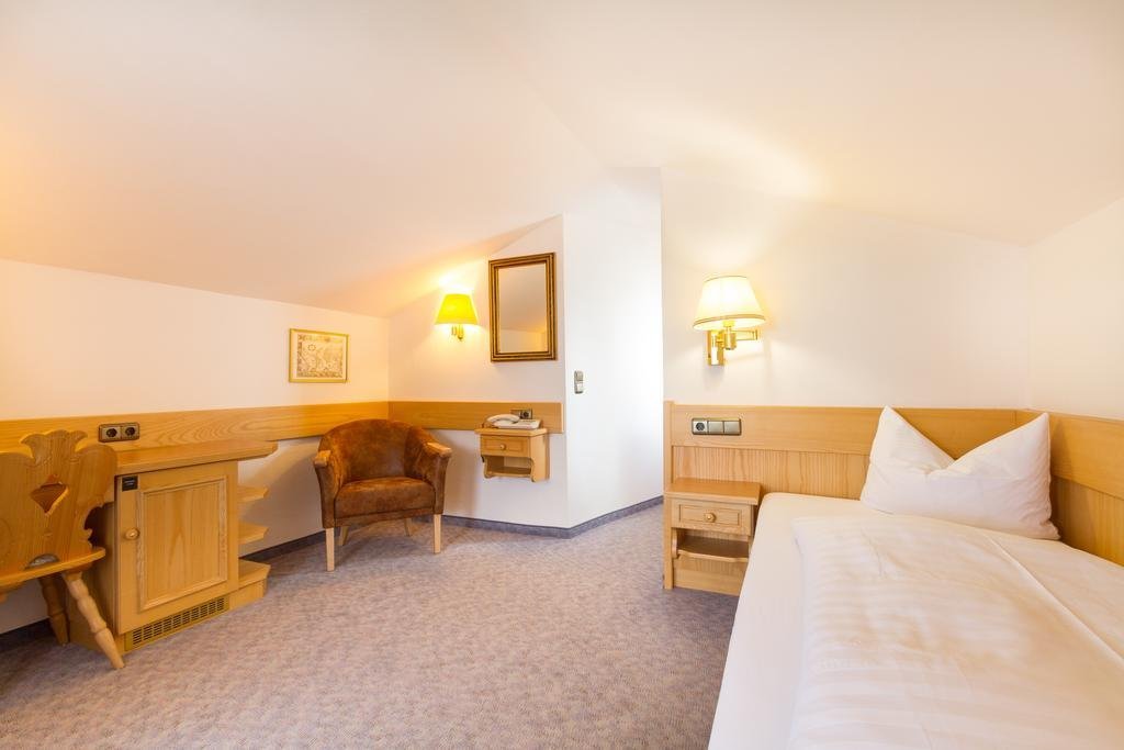 Фото 127757876246