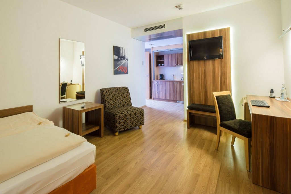 Фото Hotel Meridian - Landshut