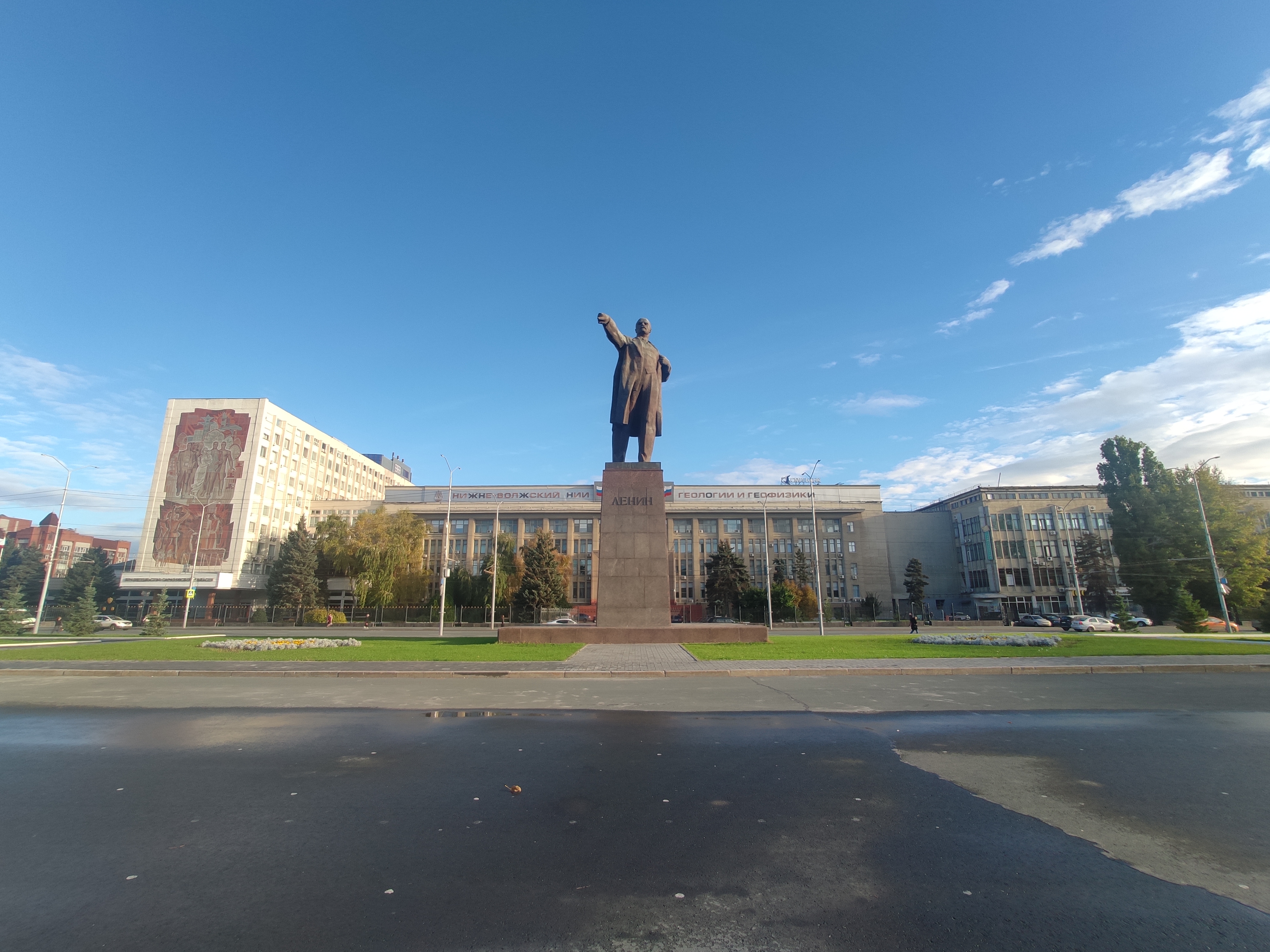 Театральная площадь