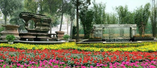 Гостиница Xiangyang Rongting Guest House в Сянфани