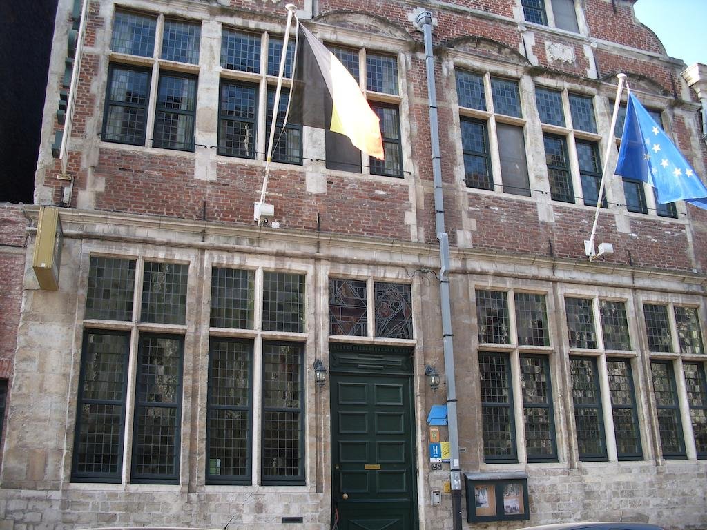 Фото Erasmus Hotel