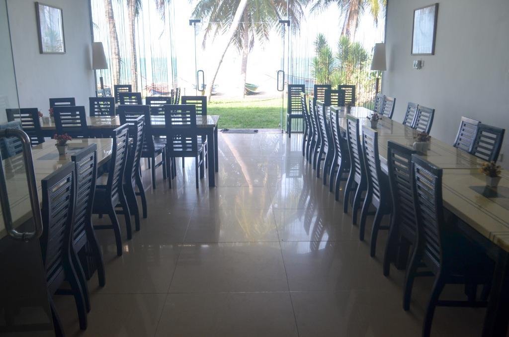 Фото New Tristar Beach Hotel