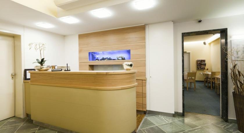 Фото Comfort Garni Hotel