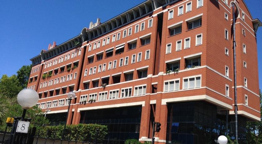 Фото отеля 2