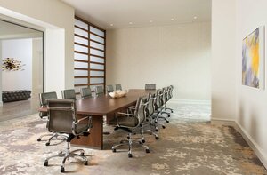 Гостиница DoubleTree by Hilton Hotel Dallas – Love Field