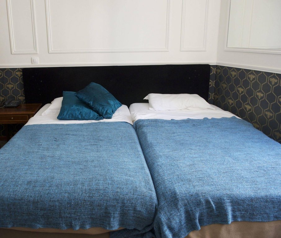 Фото Hotel Paris Saint Honoré