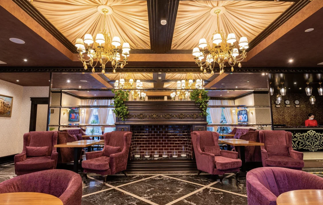 Фото Атташе