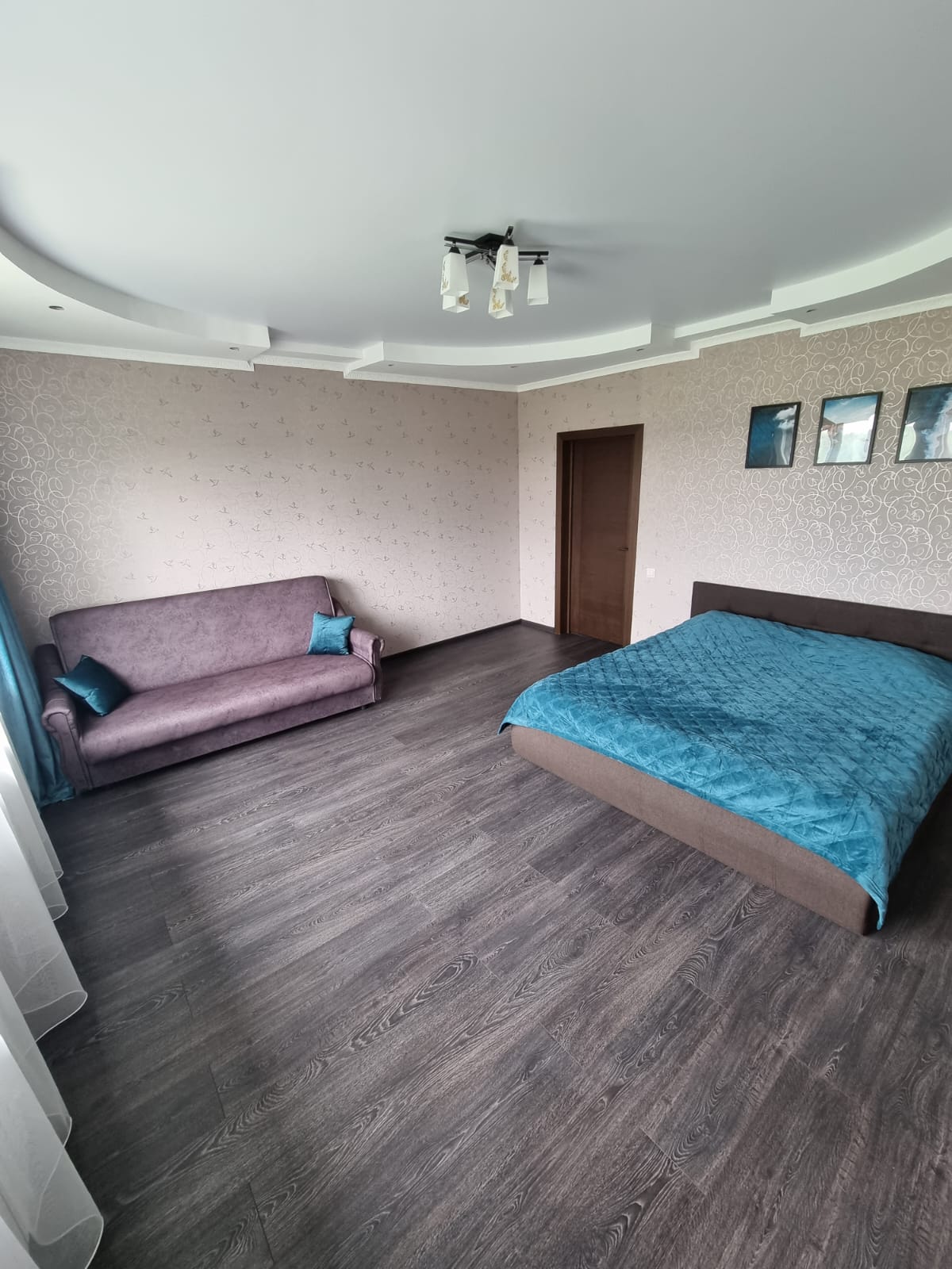 Фото Дом у пруда