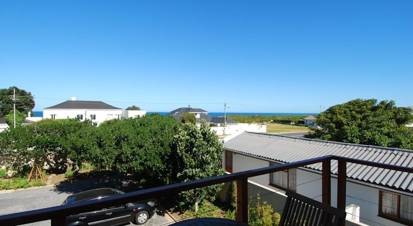 Фото Bamboo Guest House