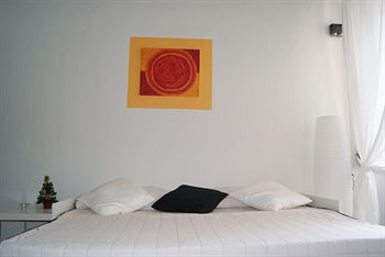 Фото BeeClaire Guest House