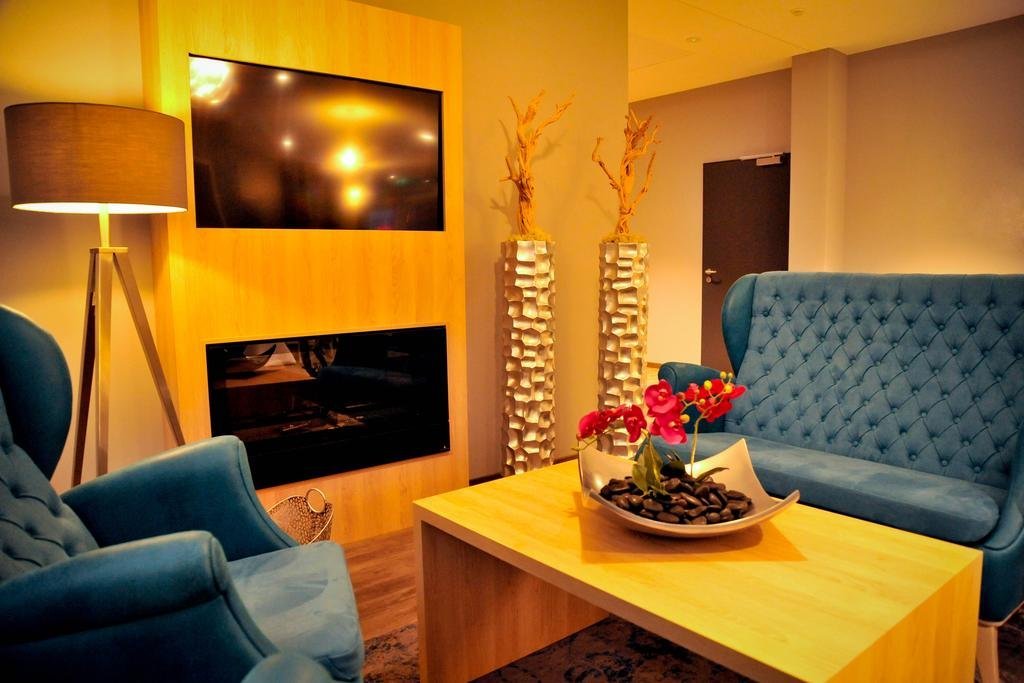 Фото Centrale Hotel und Restaurant