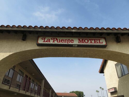 Гостиница La Puente Inn Motel