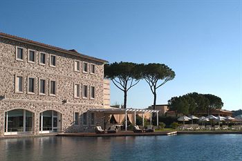 Фото Terme di Saturnia Natural SPA & Golf Resort - The Leading Hotels of the World