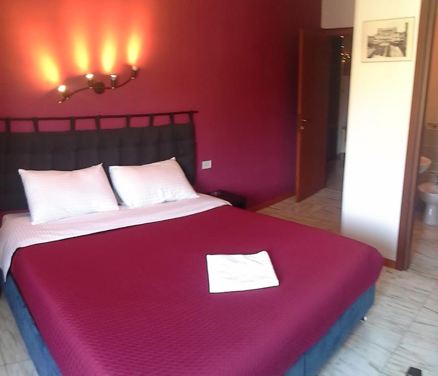 Фото Romamonteverde B&b